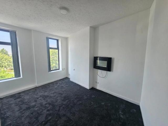 Apartment at Kirkhall Lane, Leigh