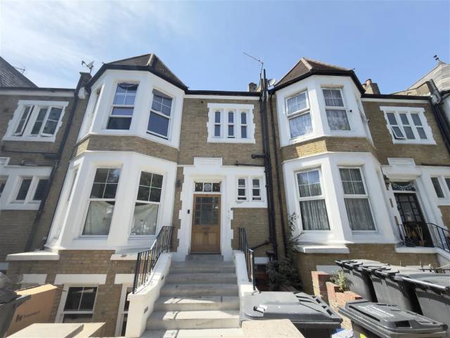 Apartment at Kyverdale Road, Greater London