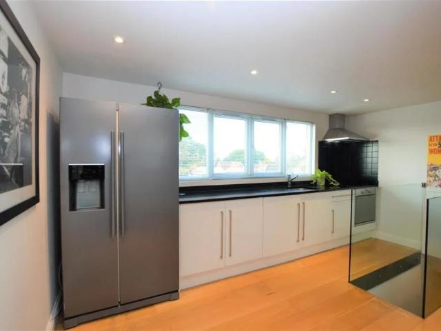 Apartment at Hounslow Road, Greater London