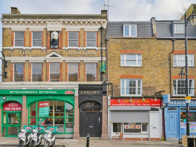 Apartment at Hoxton Street, Greater London