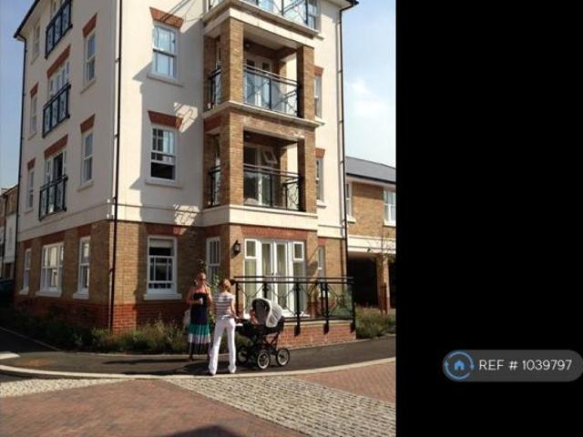 Apartment at Holford Way, Greater London