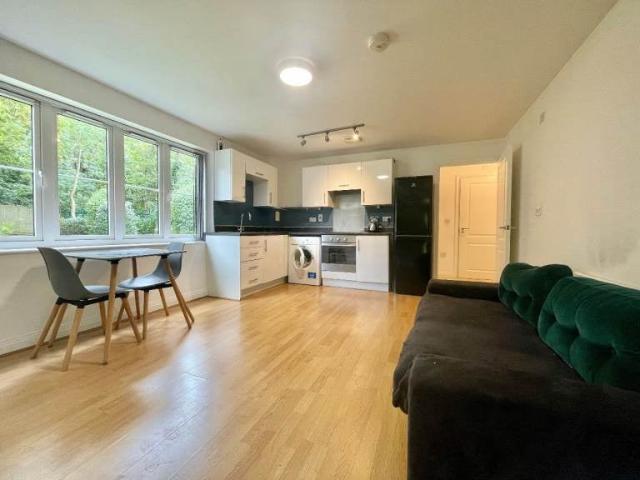 Apartment at Hollingsworth Mews, Watford