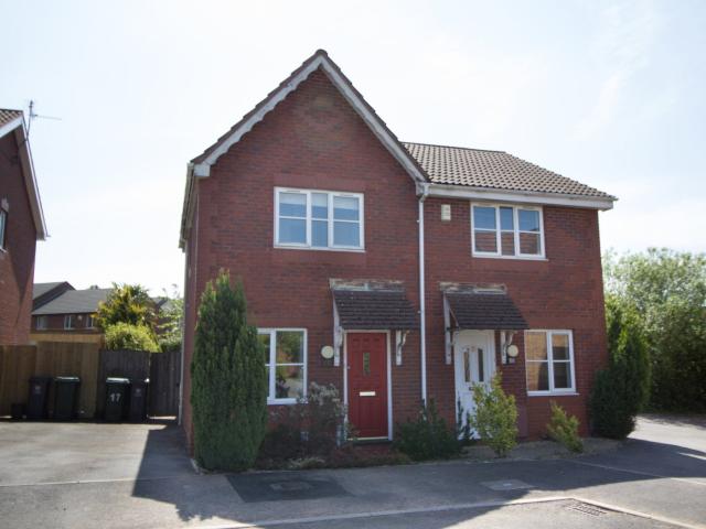 Apartment at Hollington Drive, Cardiff