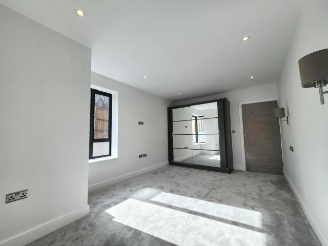 Apartment at Hollybush Close, Watford