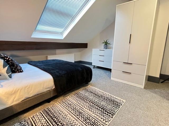 Apartment at Hollyshaw Lane, Leeds