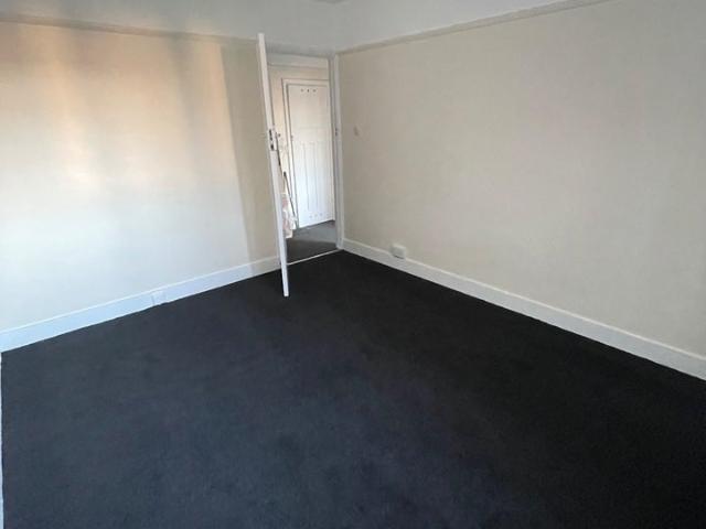 Apartment at Holmbury Court, Greater London