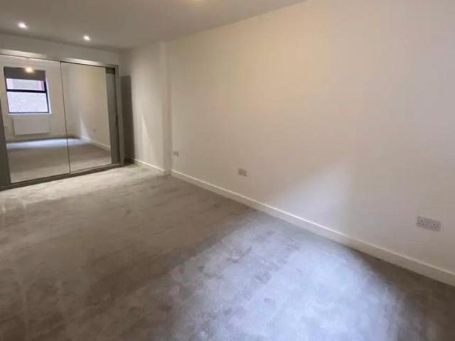Apartment at Homesdale Road, Greater London