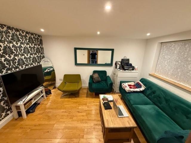 Apartment at Honey Close, Greater London