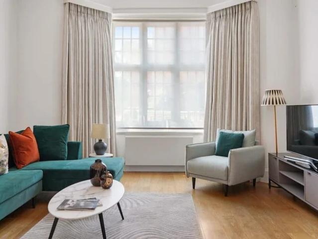 Apartment at Hornton Street, Greater London