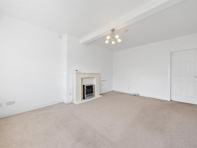 Apartment at Hawthorn Drive, Wishaw