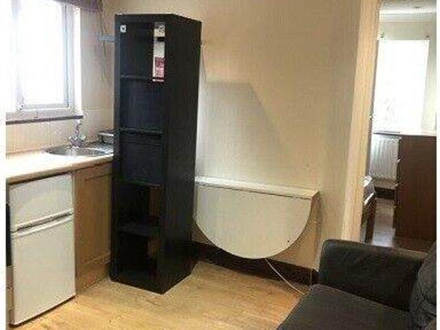 Apartment at Hadyn Park Road, Greater London