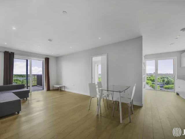 Apartment at Hale Wharf, Greater London
