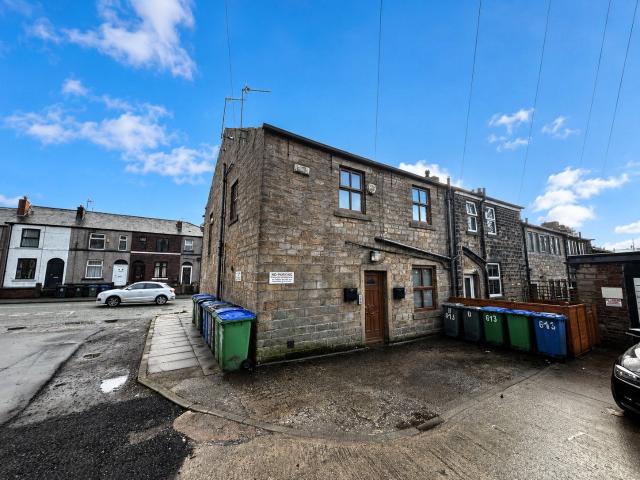 Apartment at Halifax Road, Rochdale
