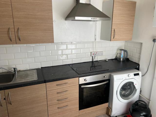 Apartment at Hall Lane, Leeds