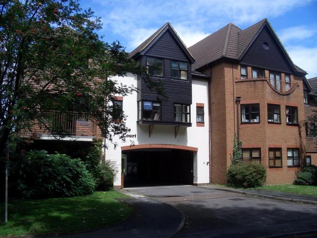 Apartment at Hall Place, Woking
