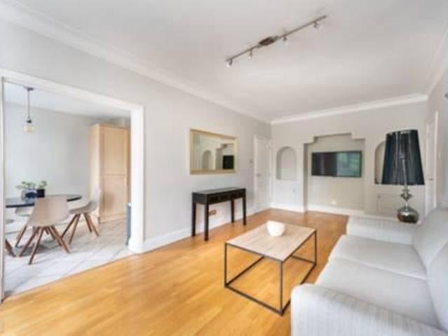 Apartment at Hall Road, City of Westminster