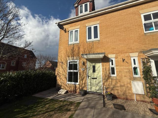 Apartment at Hallen Close, Bristol