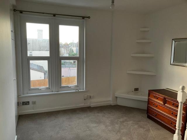 Apartment at Halsbury Road, Bristol