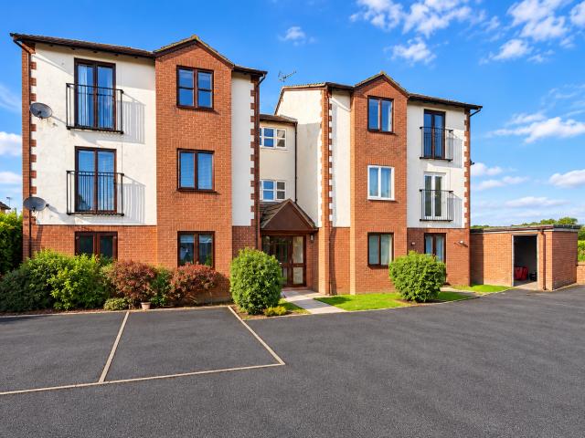 Apartment at Hambledon Road, St. Georges