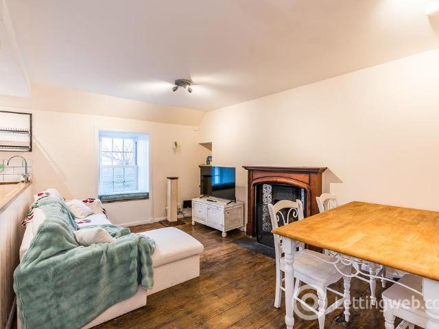 Apartment at Hamilton's Close, City of Edinburgh