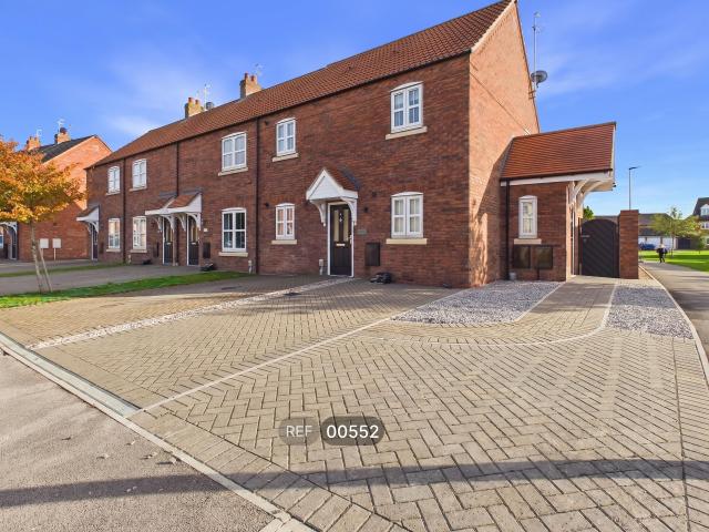 Apartment at Hamlet Drive, Hull
