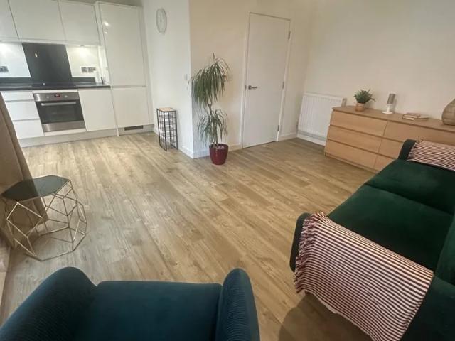 Apartment at Hanworth Road, Greater London