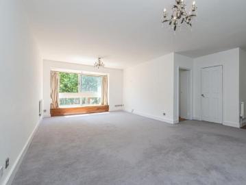 Apartment at Harewood Avenue, City of Westminster