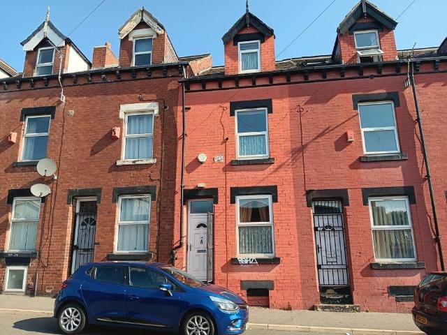 Apartment at Harold Terrace, Leeds