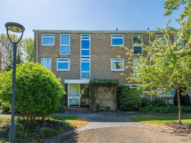 Apartment at Harrowdene Gardens, Greater London