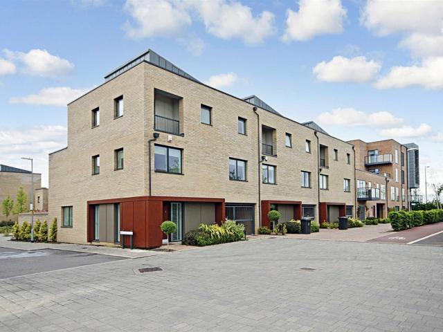 Apartment at Harvest Road, Cambridge