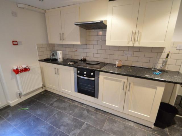 Apartment at Headingley Avenue, Leeds