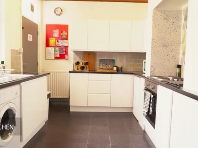 Apartment at Headingley Avenue, Leeds