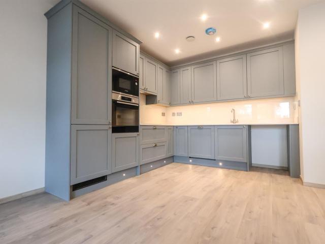 Apartment at Headless Cross Drive, Redditch
