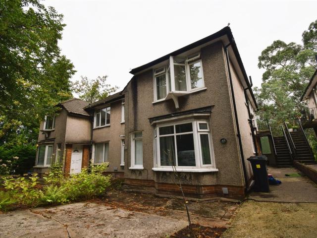 Apartment at Heath Halt Road, Cardiff