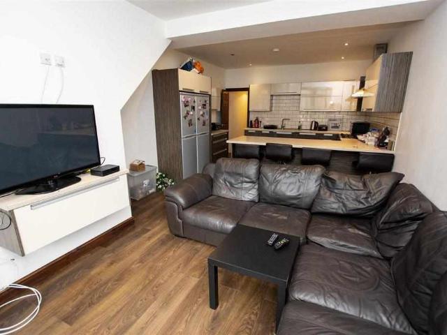 Apartment at Heeley Road, Birmingham