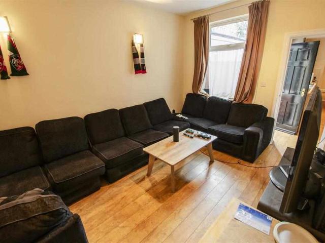 Apartment at Heeley Road, Birmingham