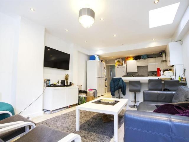 Apartment at Heeley Road, Birmingham