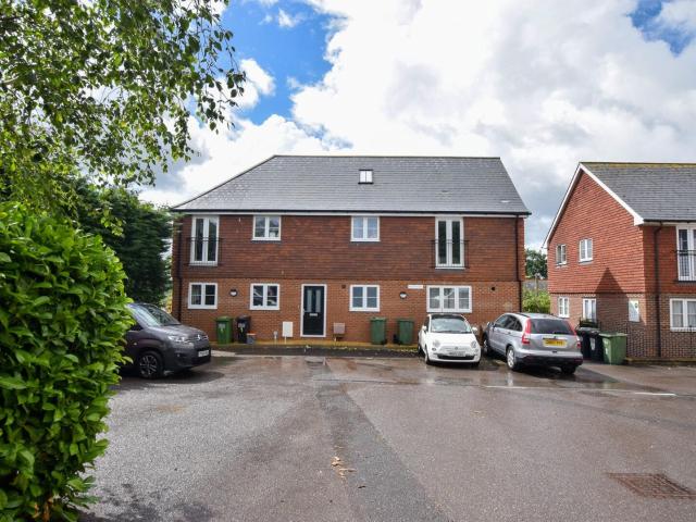 Apartment at Hempstead Road, Wealden