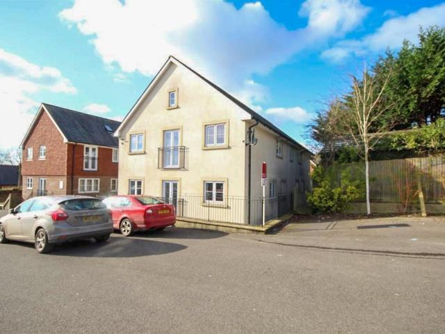 Apartment at Hempstead Road, Wealden