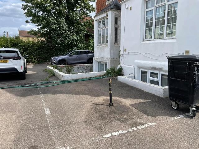 Apartment at Hencroft Street South, Slough