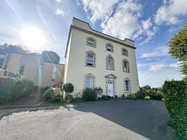 Apartment at Henbury Road, Bristol