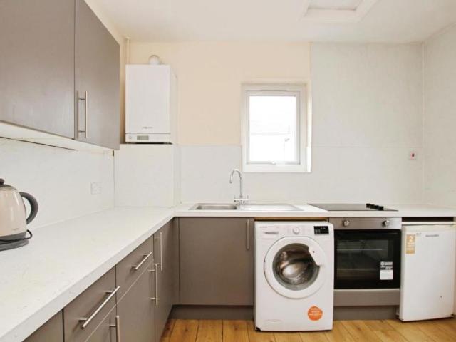 Apartment at Henleaze Road, Bristol