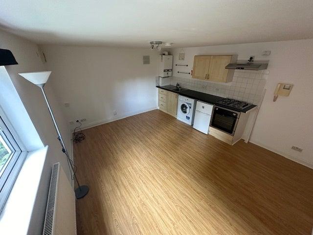 Apartment at Hermitage Road, Greater London