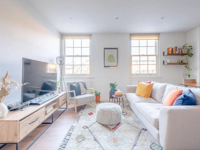 Apartment at Hertford Road, Greater London