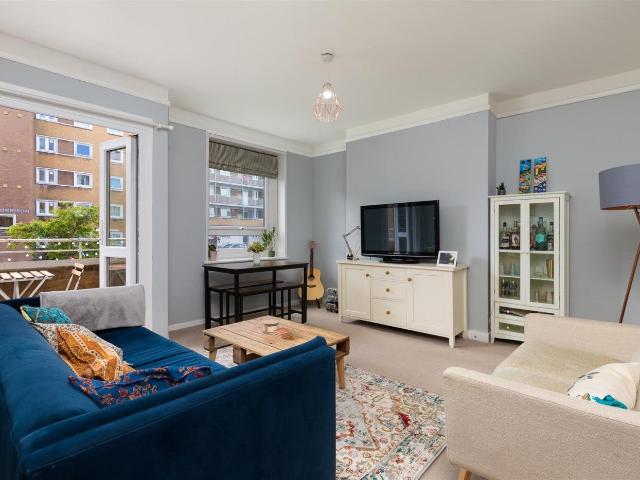 Apartment at High Trees, Greater London
