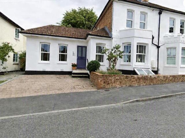 Apartment at High Path Road, Guildford