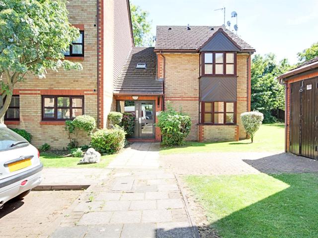 Apartment at High Road, Greater London