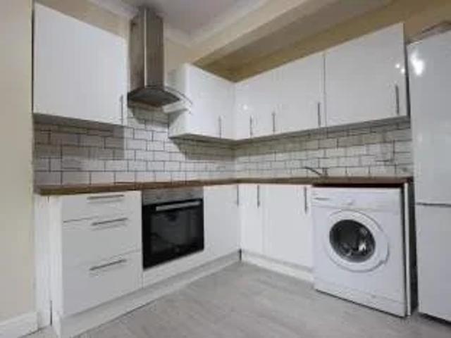 Apartment at High Road, Greater London