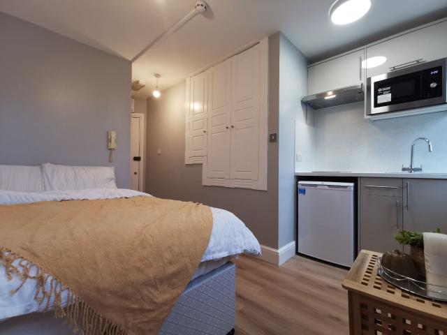 Apartment at High Road, Greater London