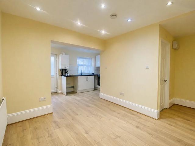 Apartment at High Street, Cheshunt